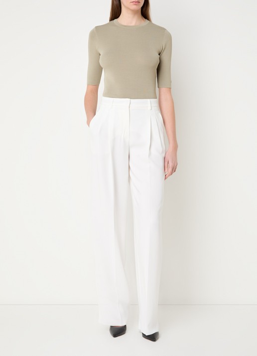 NIKKIE Jolie top met ronde hals - voorkant 4 khaki