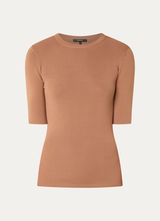 NIKKIE Jolie top van stretchjersey met korte mouw - voorkant 2 cognac