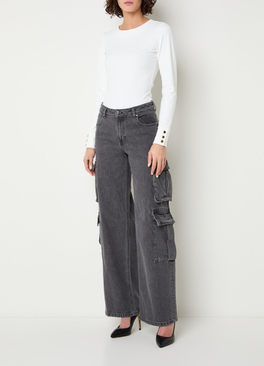 NIKKIE Oshawa top met ronde hals - voorkant 2 wit