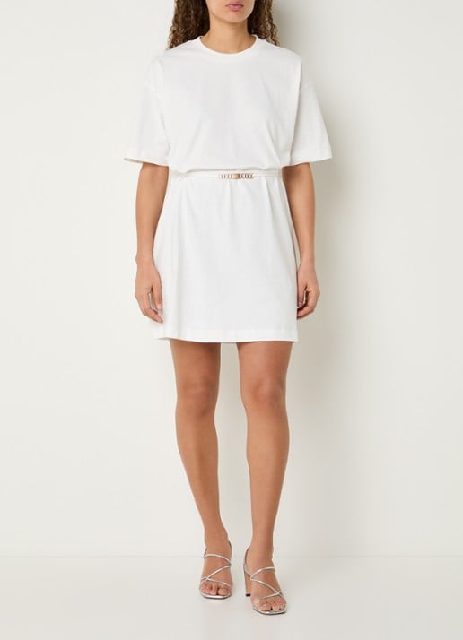 NIKKIE Patos T-shirt jurk met trekkoord - voorkant 2 wit