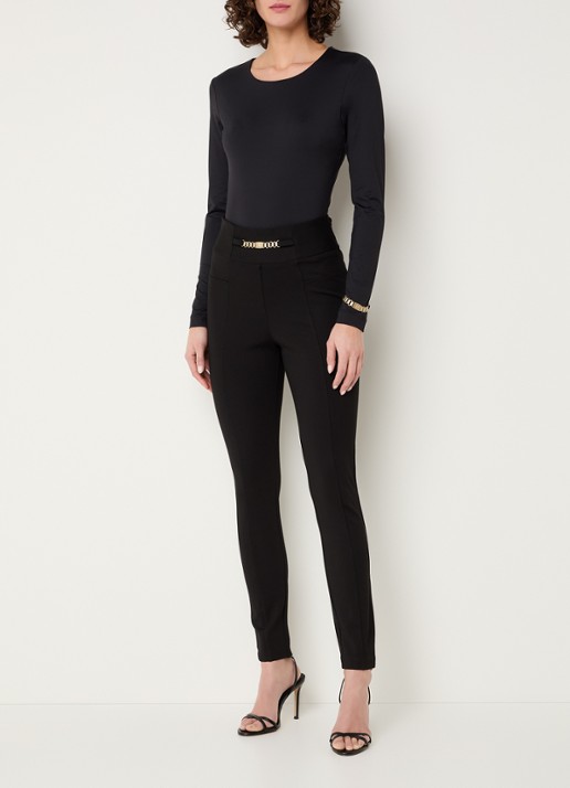 NIKKIE Pinole body met ronde hals - voorkant 3 zwart