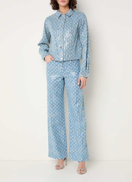 NIKKIE Pools high waist straight leg jeans met pailletten - voorkant 5 lichtblauw