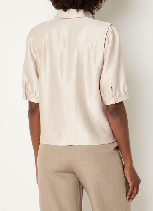 NIKKIE Relizane blouse met plooidetail - achterkant 4 lichtoranje