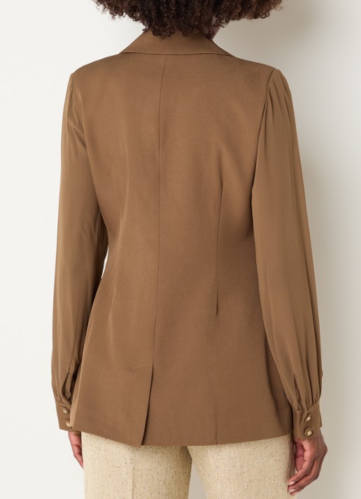 NIKKIE Rioverde blazer met paspelzakken - achterkant 4 hazelnootbruin
