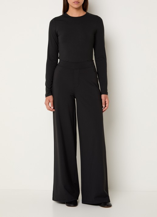 Ninepine Longsleeve met ronde hals - voorkant 2 zwart