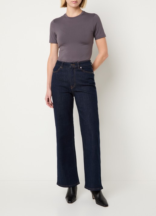 Ninepine Soft T-shirt met ronde hals - voorkant 3 taupe