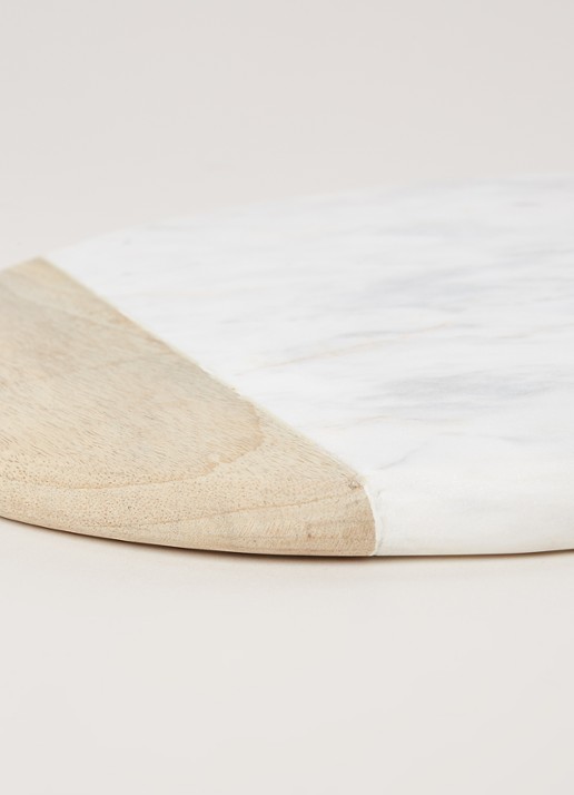 Nkuku Bwari snij- en serveerplank van marmer 32 cm - detail wit