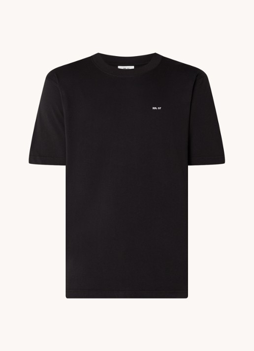 NN.07 Adam T-shirt met logo - voorkant 3 zwart