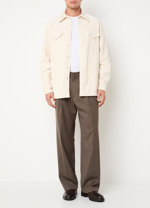 NN.07 Overshirt van corduroy met borstzakken - voorkant 3 gebroken wit