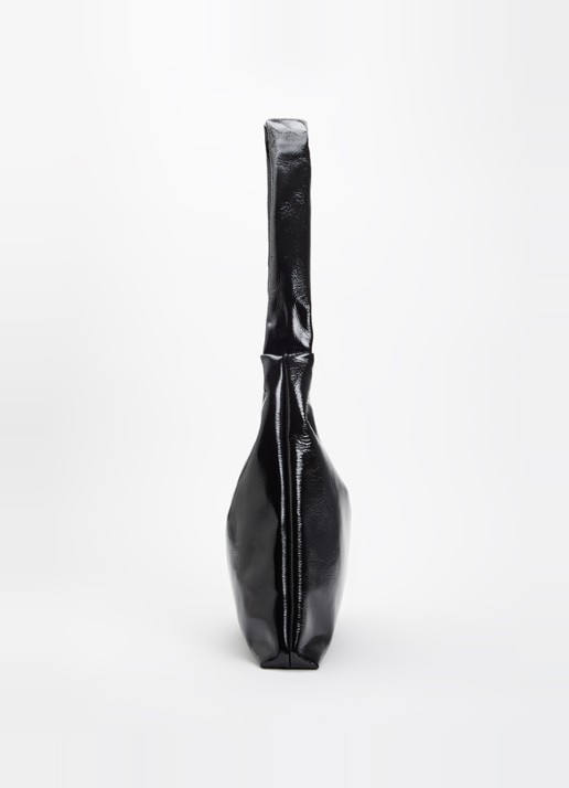 Nona M crossbodytas van leer met glanzende finish - detail 4 zwart