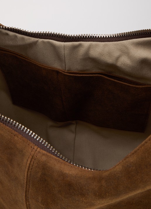 Nona XL crossbodytas van suède - detail 2 bruin