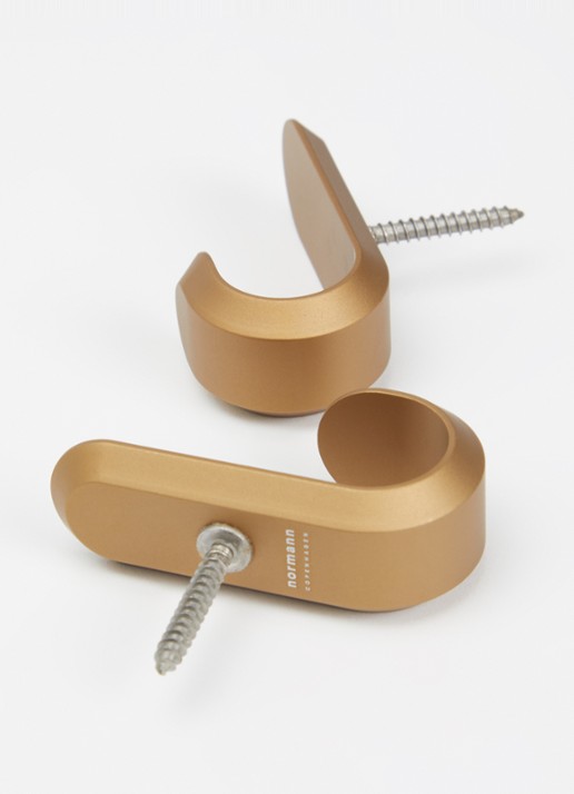 Normann Copenhagen Curve Mini wandhaak set van 2 - voorkant 2 goud