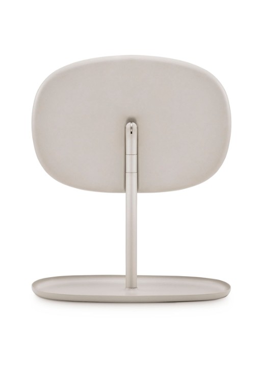 Normann Copenhagen Flip spiegel op voet 28 x 36 cm - detail 4 donkerbeige