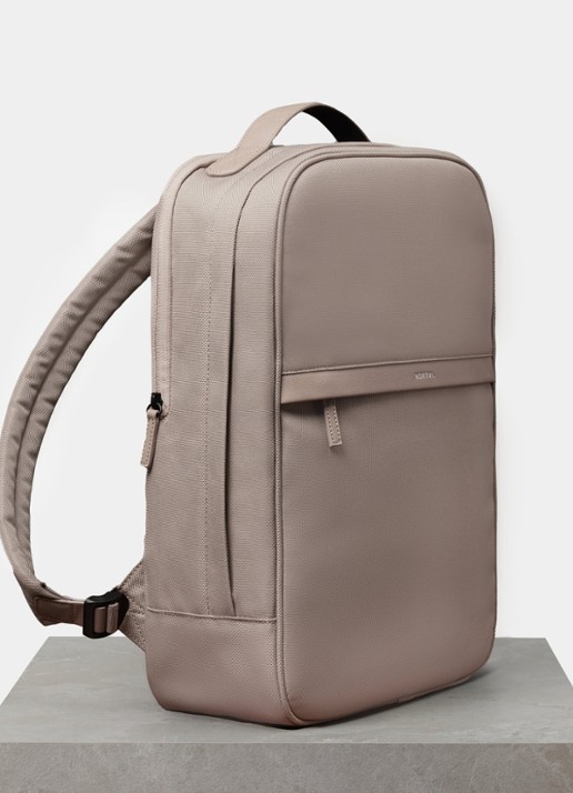 Nortvi Classic rugzak met 15 inch laptopvak - detail clay / taupe