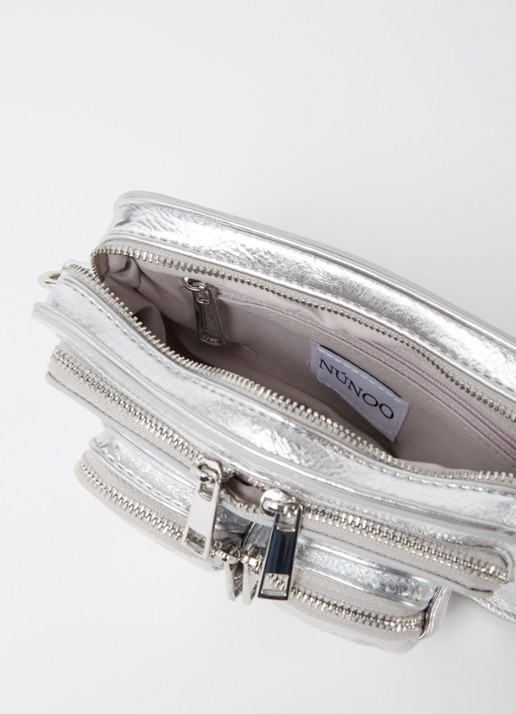 Núnoo Helena handtas met afneembare schouderriem en metallic finish - detail zilver