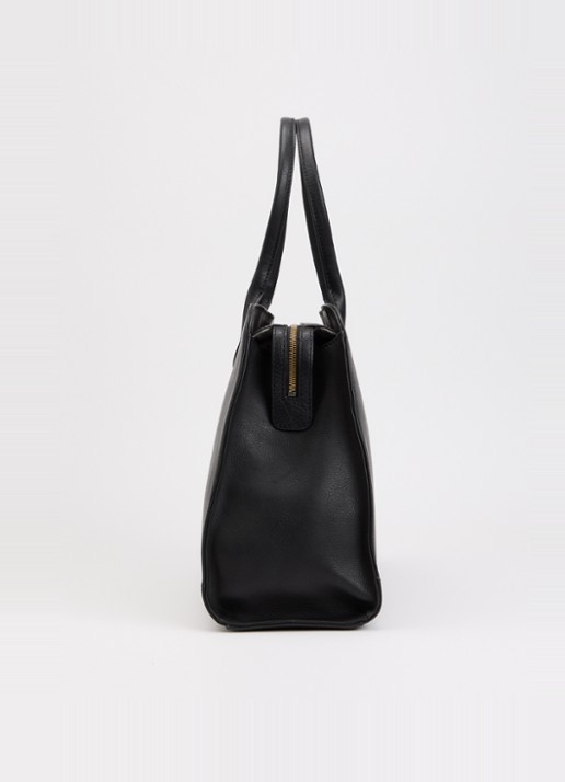 O My Bag Alma schoudertas van leer met 16 inch laptopvak  - detail 3 zwart