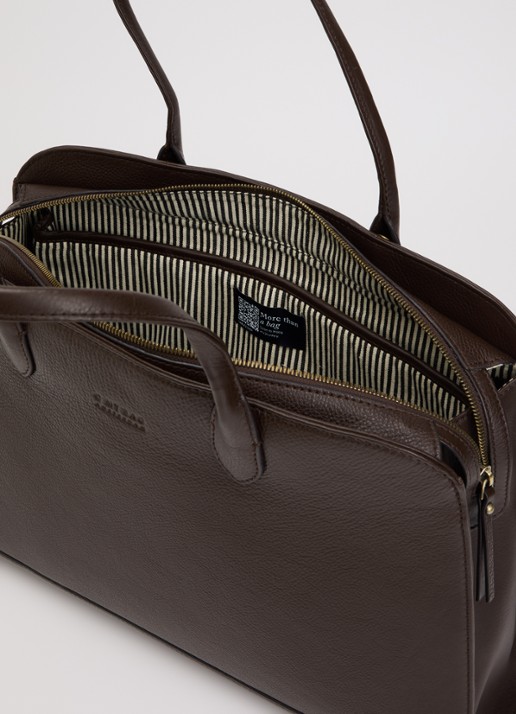 O My Bag Alma schoudertas van leer met 16 inch laptopvak  - detail 2 chocoladebruin