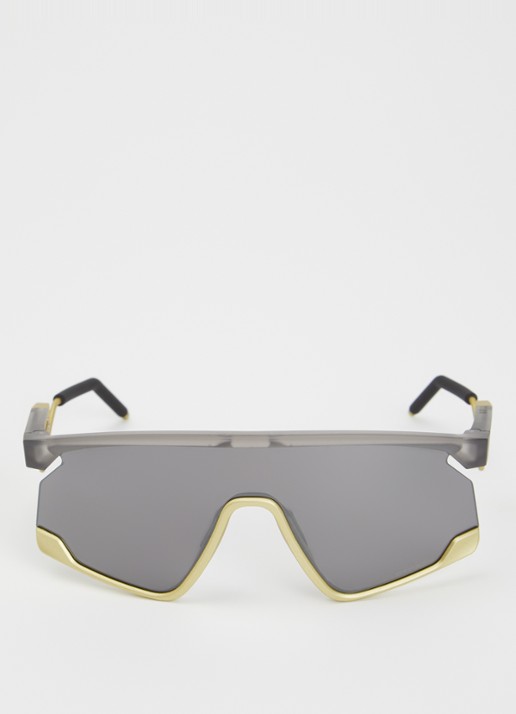 Oakley BXTR Metal zonnebril OO9237 - detail 2 goud