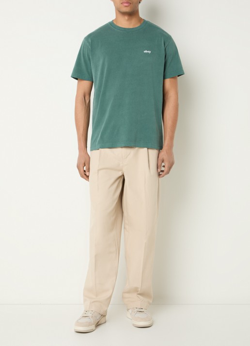 Obey Lowercase Pigment T-shirt met logoborduring - voorkant 2 zeegroen