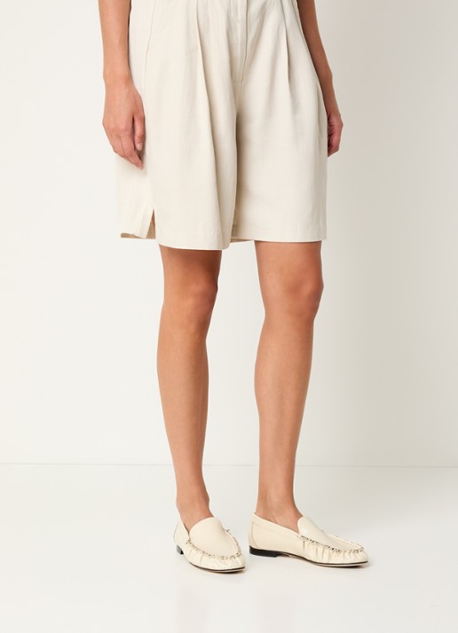 Odare Elena loafer van leer met lakfinish - voorkant 5 gebroken wit