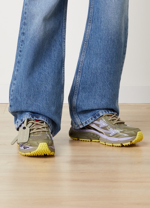 Off-White Be Right Back sneaker met mesh details - voorkant 7 bronsgroen
