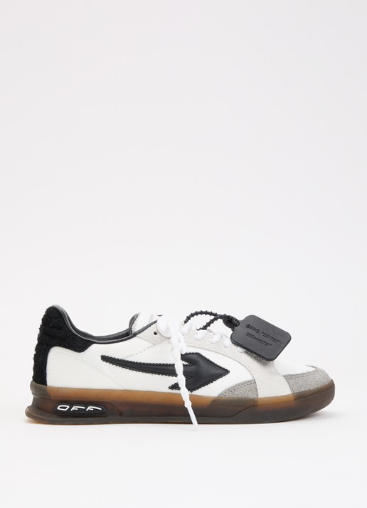 Off-White End Of Play sneaker met details van suède