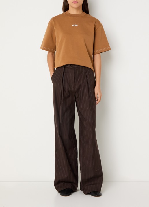 OLAF High waist wide fit pantalon met streepprint - voorkant 4 donkerbruin
