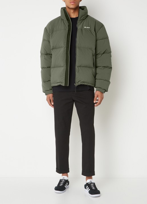 OLAF Puffer jack met donsvulling en opbergbare capuchon - voorkant 4 groen