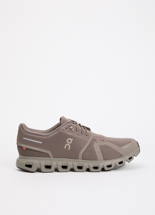 On Cloud 6 sneaker van mesh met logo - voorkant lichtbruin