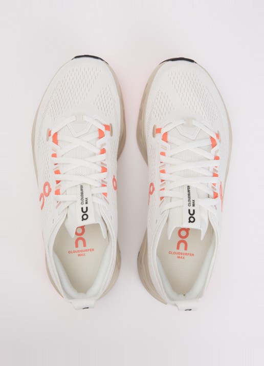 On Cloudsurfer Max sneaker met gebreid bovenwerk - detail 2 creme