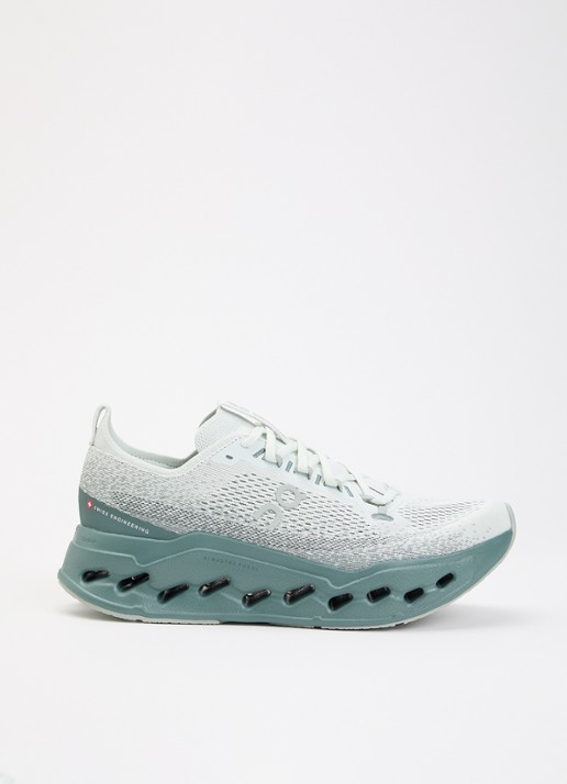 On Cloudsurfer Max sneaker van mesh met logo