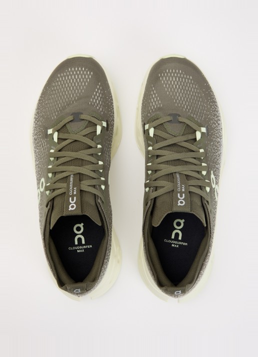 On Cloudsurfer Max sneaker van mesh met logo - detail 4 bronsgroen