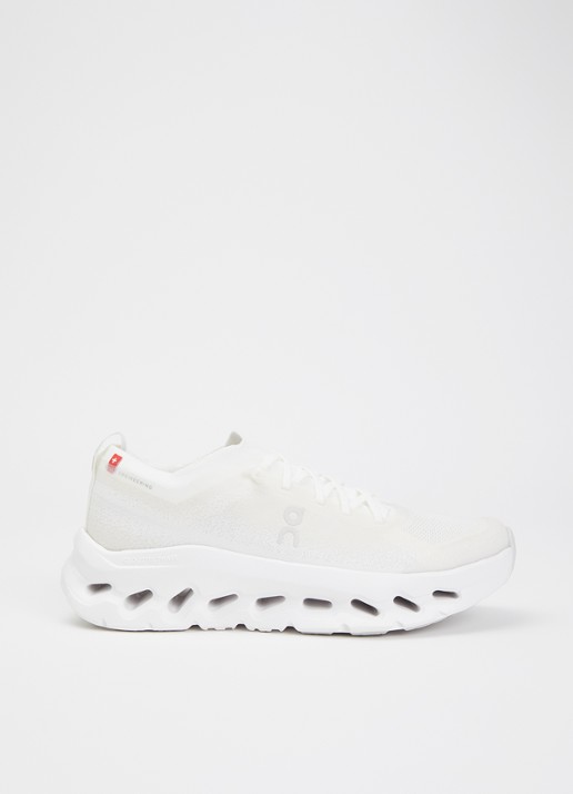 On Cloudtilt Moon sneaker met gebreid bovenwerk