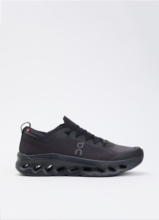 On Cloudtilt Moon sneaker met gebreid bovenwerk