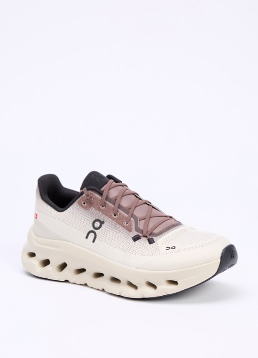 On Cloudtilt sneaker met gebreid bovenwerk - voorkant 2 beige