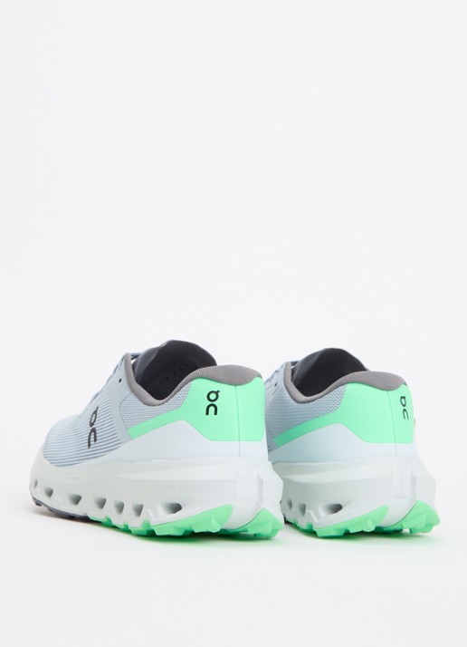 On Cloudvista 3 sneaker met gebreid bovenwerk - achterkant blauwgrijs
