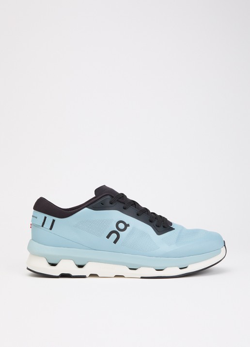 On Cloudzone sneaker met gebreid bovenwerk en logo