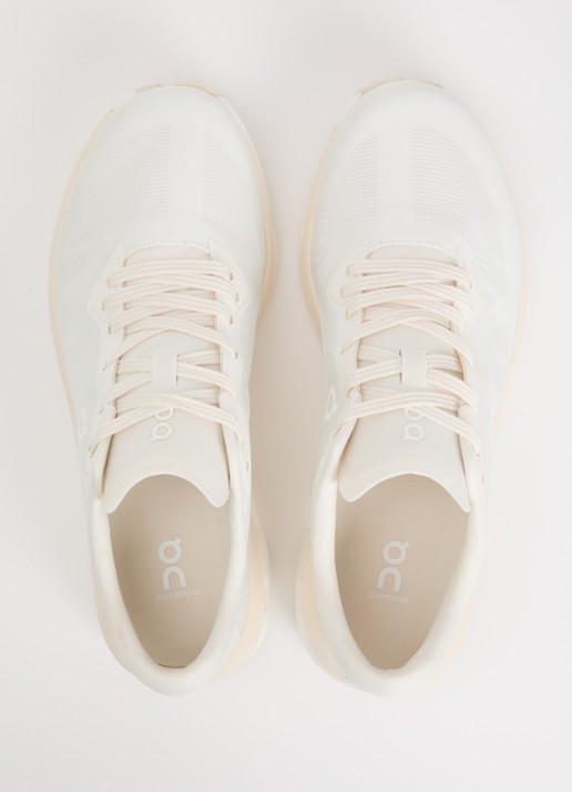 On Cloudzone sneaker met gebreid bovenwerk - detail 4 creme