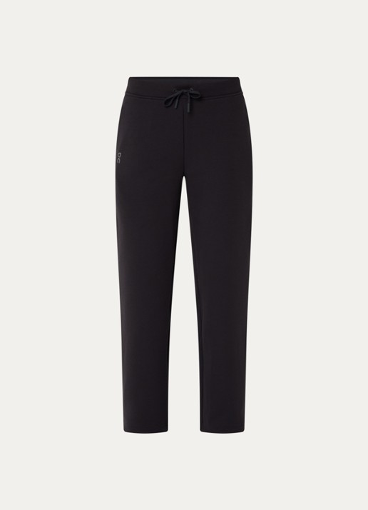 On Focus Tech high waist straight fit joggingbroek met steekzakken - voorkant zwart