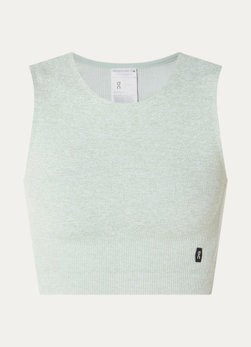 On Studio fijngebreide crop top met logo - voorkant gebroken wit