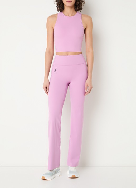 On Studio high waist flared fit trainingslegging met logo - voorkant 2 roze