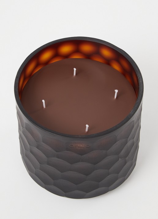 Onno Ginger Fig Circle L geurkaars - detail 3 donkerbruin