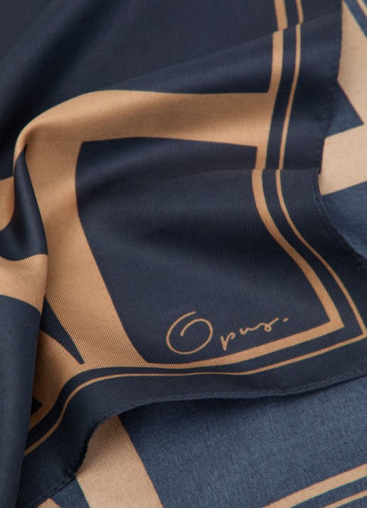 OPUS Aditha sjaal met print 60 x 60 cm - detail 3 donkerblauw