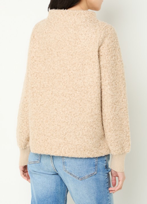 OPUS Gobano grofgebreide trui van bouclé - achterkant beige