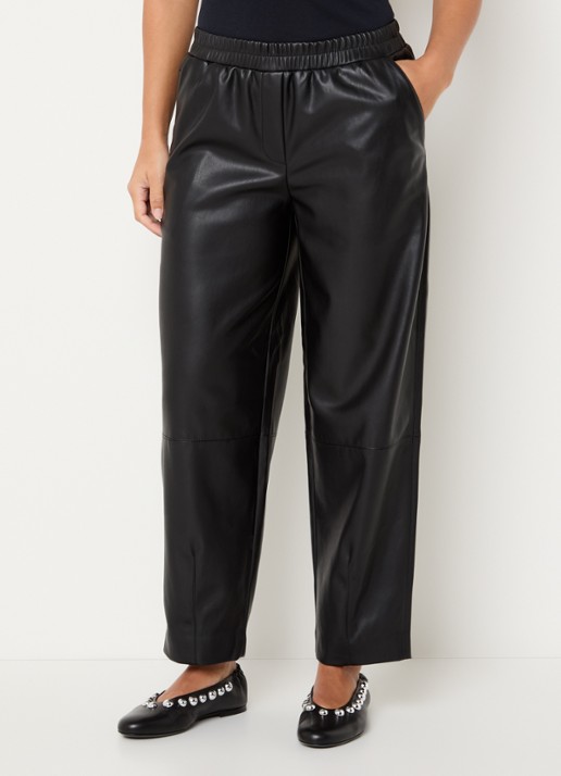 OPUS Myha Edgy mid waist cropped tapered fit broek van imitatieleer