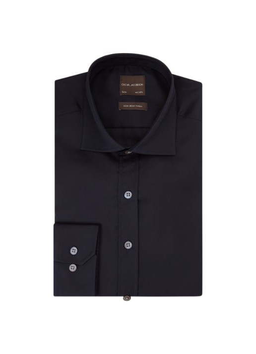 Oscar Jacobson Slim fit strijkvrij overhemd met cut away kraag