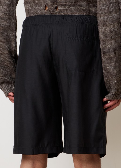 Our Legacy Straight fit korte broek met steekzakken - achterkant zwart