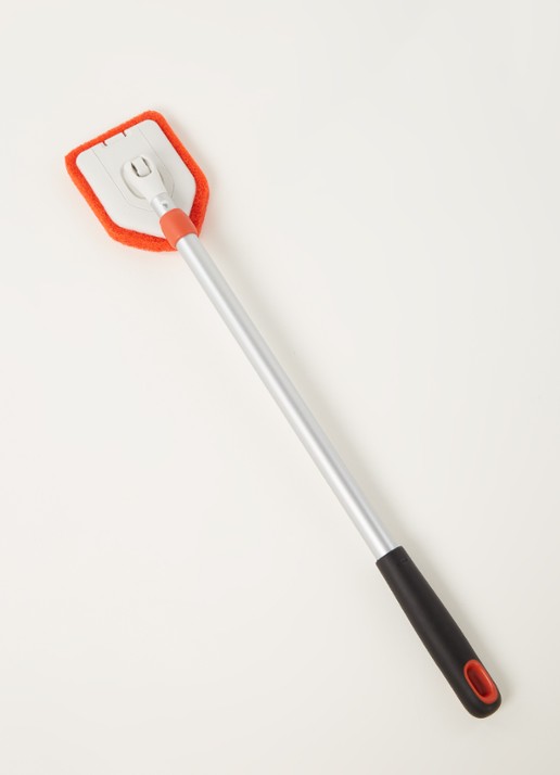 Oxo Good Grips uitschuifbare schrobborstel 107 cm - voorkant 3 zilver