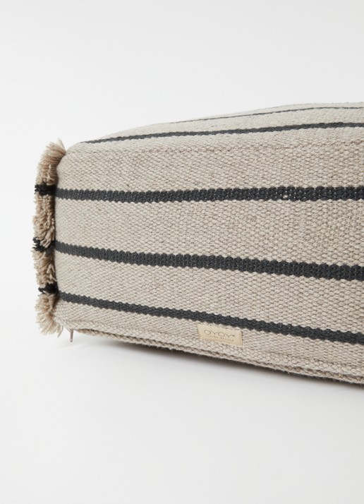 OYOY Living Design Lina poef 62 x 62 cm - voorkant 2 beige