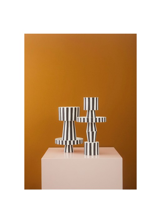 OYOY Living Design Toppu L bloempot van keramiek voor binnen - 24 cm - detail 3 zwart